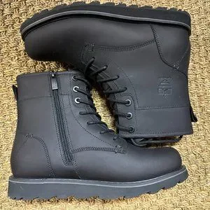 Royal Canadian | Shoes | Royal Canadian Armstong Boots All Weather New ...